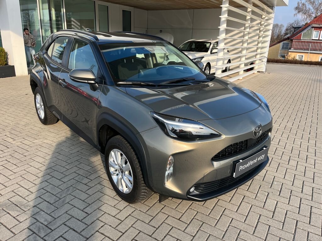Toyota Yaris Cross SUV / Terénní 1,5 l 68 kw