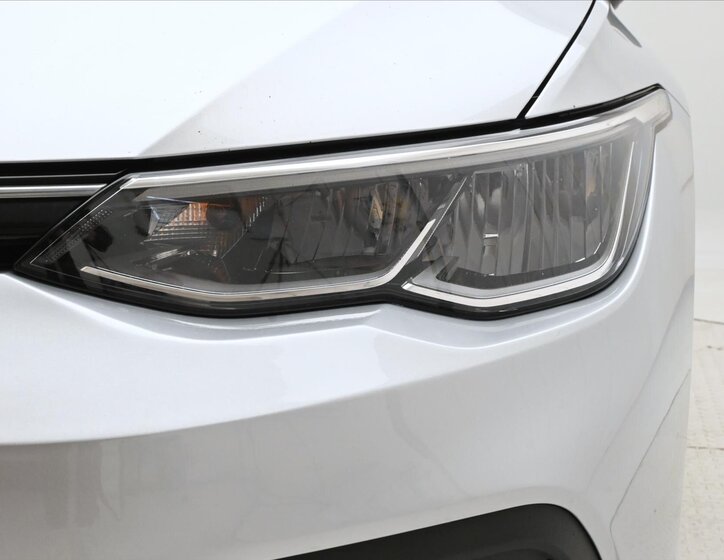 Volkswagen Golf Kombi 2,0 l 85 kw