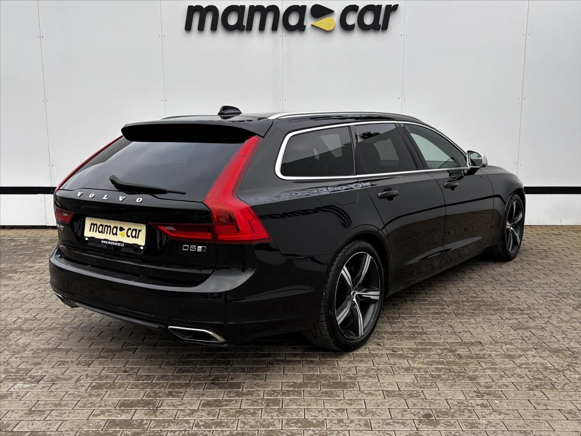 Volvo V90 Kombi 2,0 l 173 kw