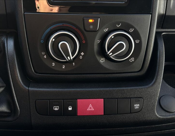 Peugeot Boxer Skříň 2,2 l 103 kw