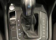 Volkswagen Tiguan 8