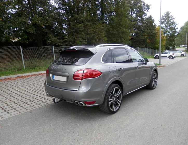 Porsche Cayenne SUV 4,1 l 281 kw