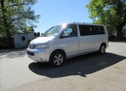 Volkswagen Caravelle Kombi 2,5 l 128 kw