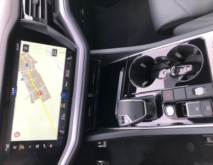 Volkswagen Touareg 14