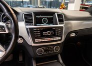 Mercedes-Benz GL SUV 4,7 l 320 kw