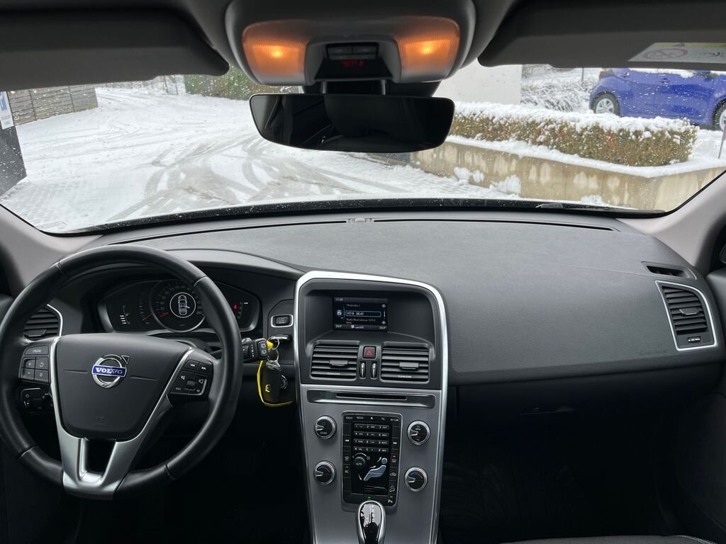 Volvo XC60 SUV 2,4 l 140 kw