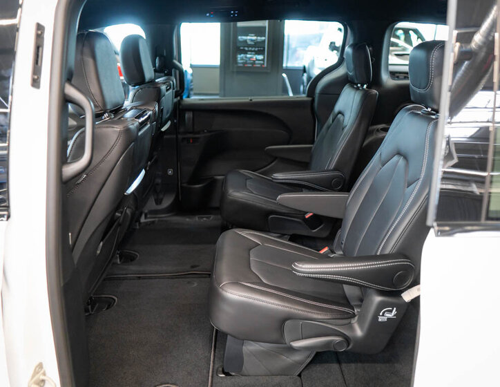 Chrysler Pacifica MPV 3,6 l 221 kw