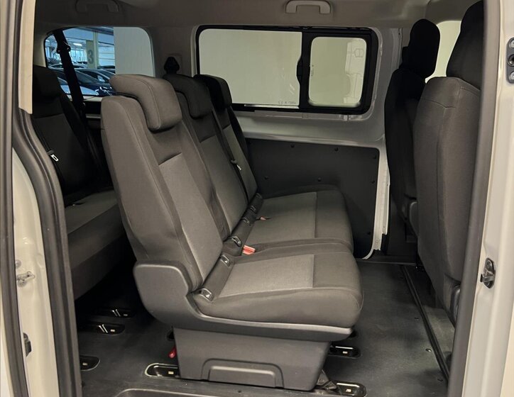 Toyota ProAce Verso 9
