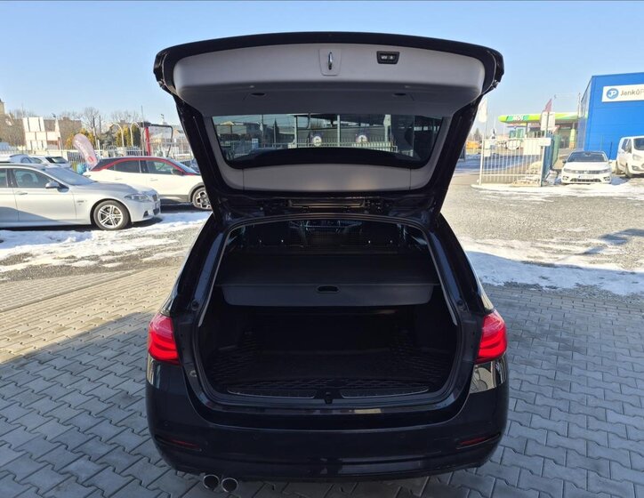 BMW Řada 3 Kombi 2,0 l 140 kw