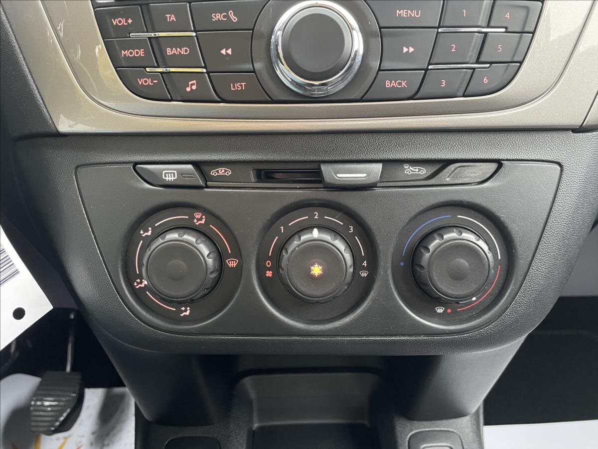 Citroën C-Elysée Sedan 1,2 l 61 kw