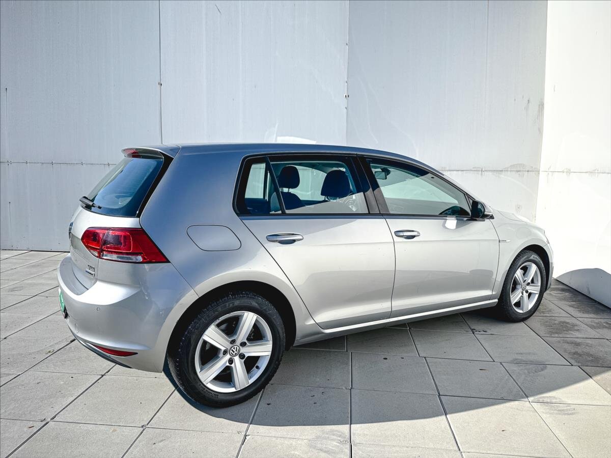 Volkswagen Golf Hatchback 1,4 l 81 kw