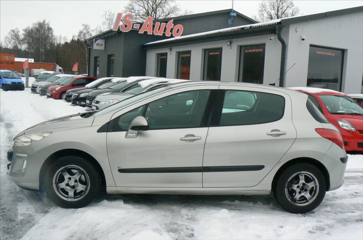 Peugeot 308 Hatchback 1,6 l 66 kw