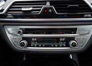 BMW Řada 7 Sedan 3,0 l 210 kw