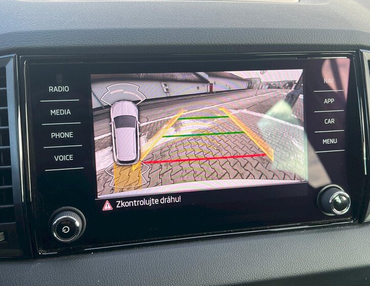 Škoda Karoq SUV 1,5 l 110 kw