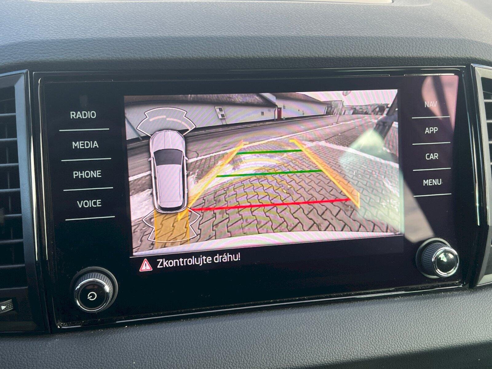 Škoda Karoq SUV 1,5 l 110 kw