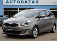 KIA Carens 1