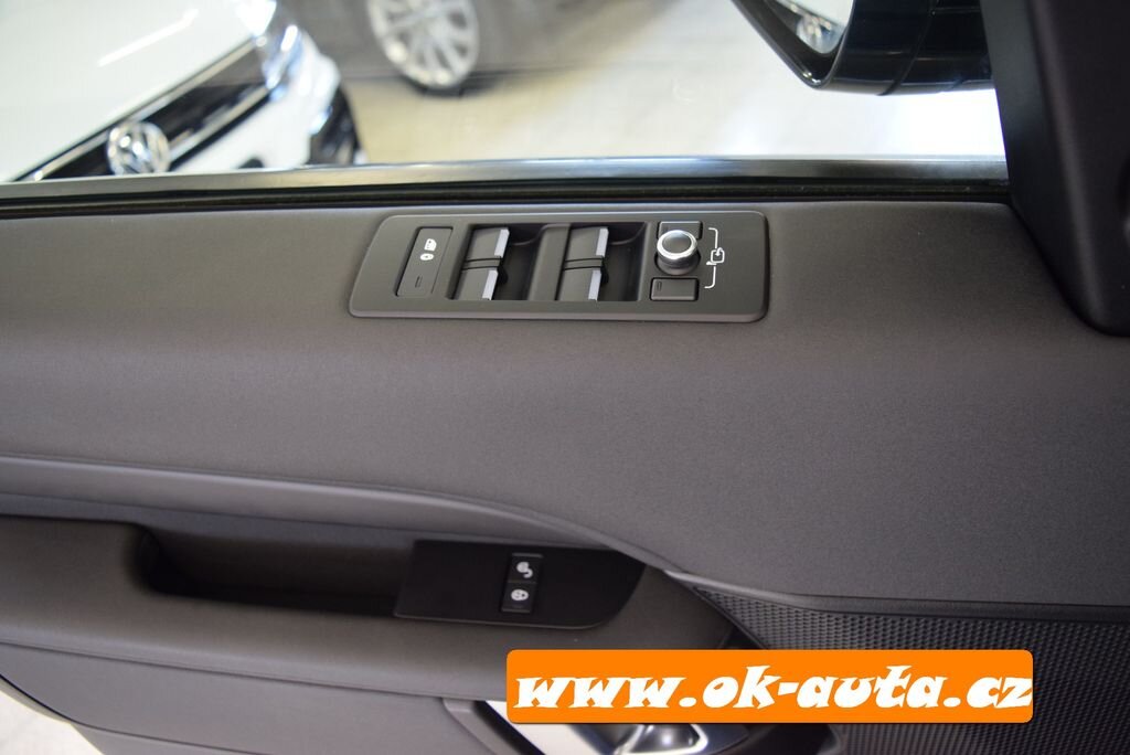 Land Rover Discovery SUV 2,0 l 177 kw