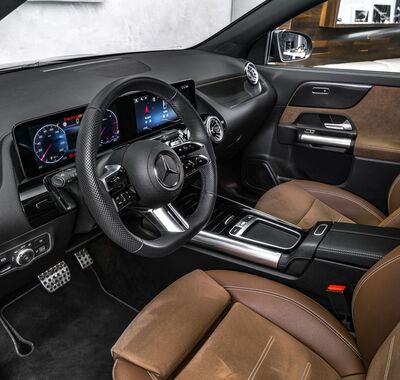 Mercedes-Benz GLA 10