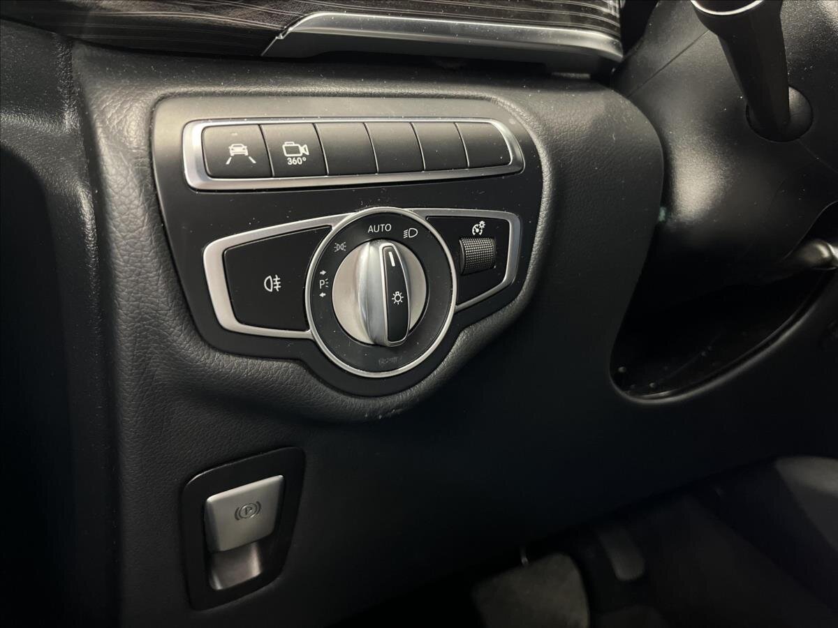 Mercedes-Benz Třídy V MPV 2,0 l 174 kw