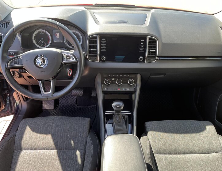 Škoda Karoq SUV / Terénní 1,5 l 110 kw