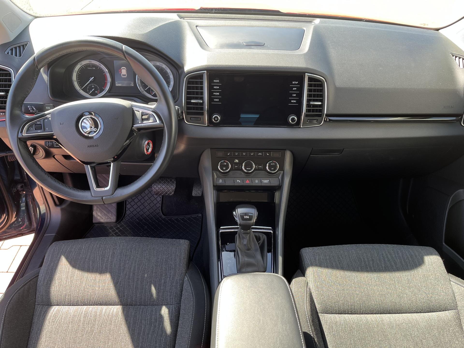 Škoda Karoq SUV / Terénní 1,5 l 110 kw