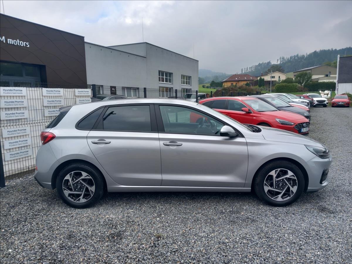 Hyundai i30 Hatchback 1,5 l 70 kw