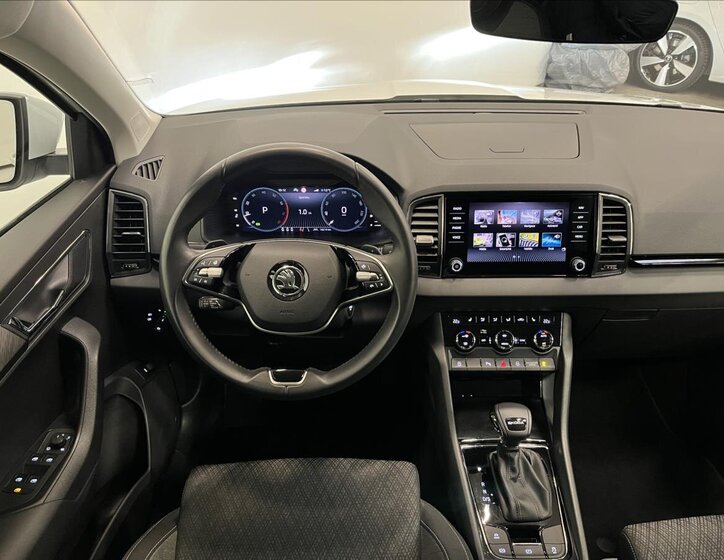 Škoda Karoq SUV / Terénní 1,5 l 110 kw