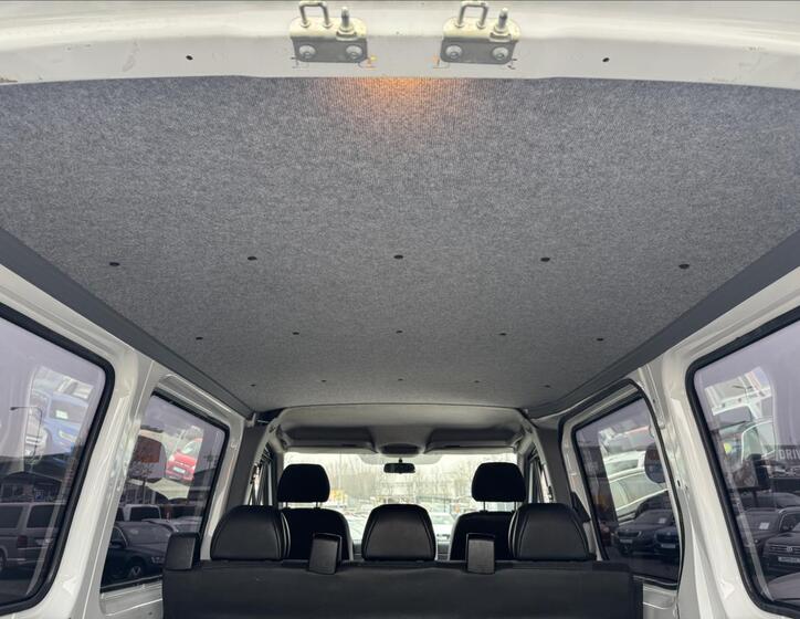 Mercedes-Benz Sprinter 28