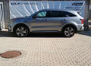 KIA Sorento 4