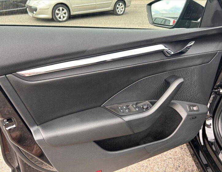 Škoda Octavia Kombi 2,0 l 85 kw