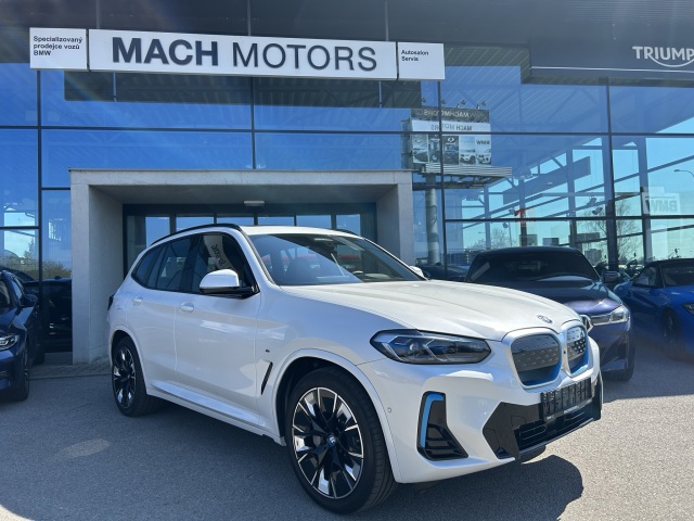BMW iX3