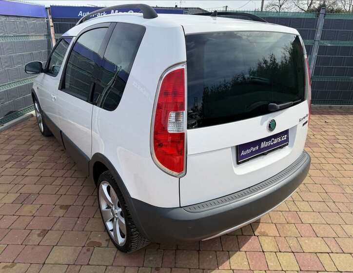 Škoda Roomster Kombi 1,2 l 77 kw