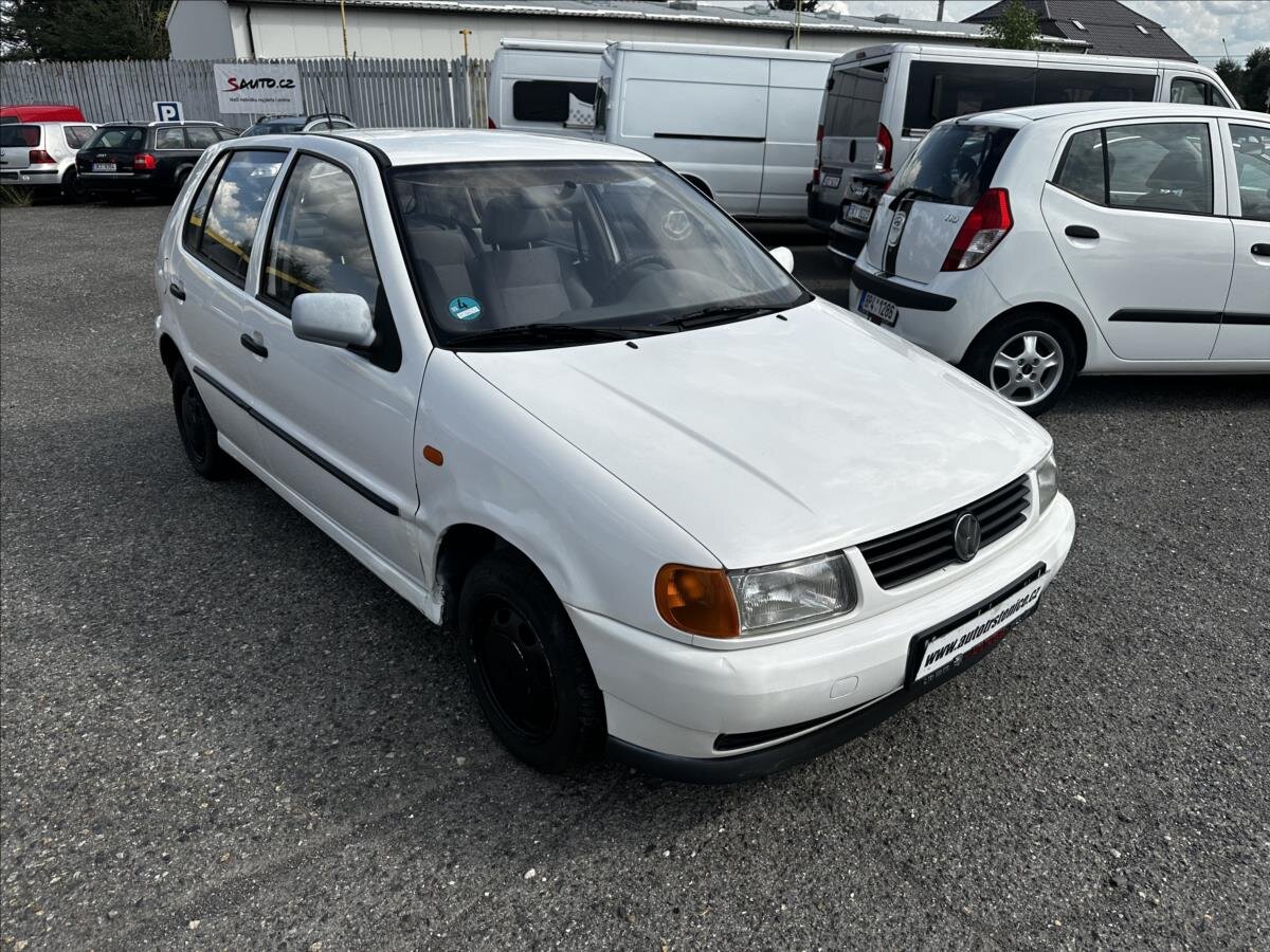 Volkswagen Polo Hatchback 1,0 l 33 kw