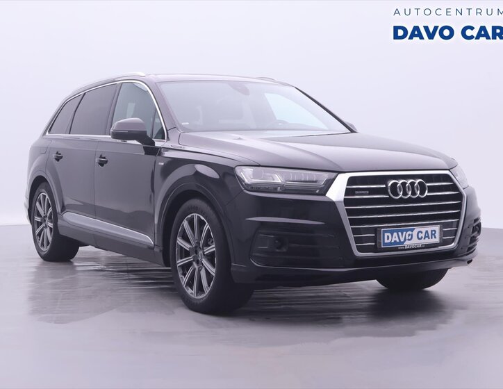 Audi Q7 1