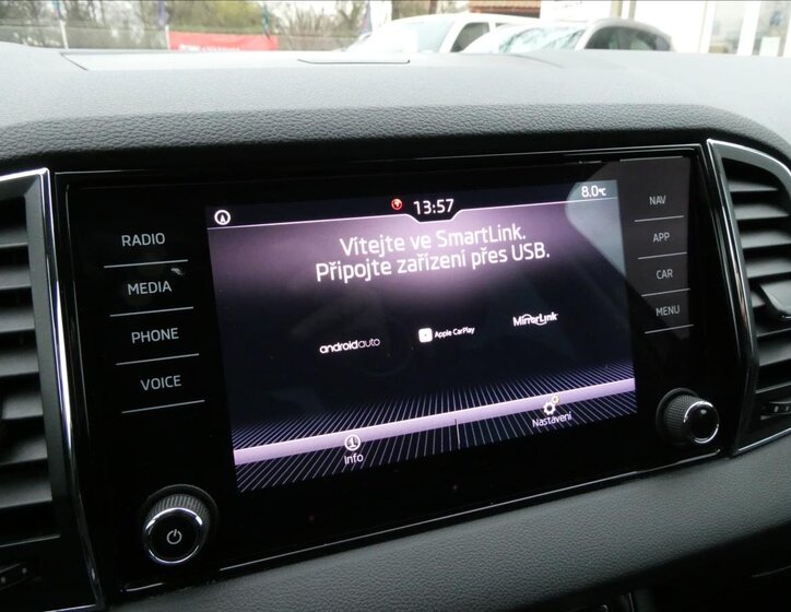 Škoda Karoq SUV / Terénní 2,0 l 110 kw