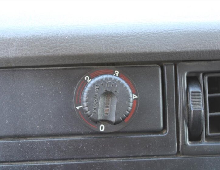 Volkswagen Caravelle Kombi 2,4 l 57 kw