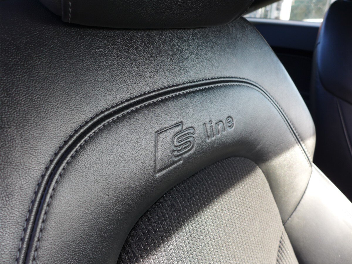 Audi TT Kupé 1,8 l 118 kw