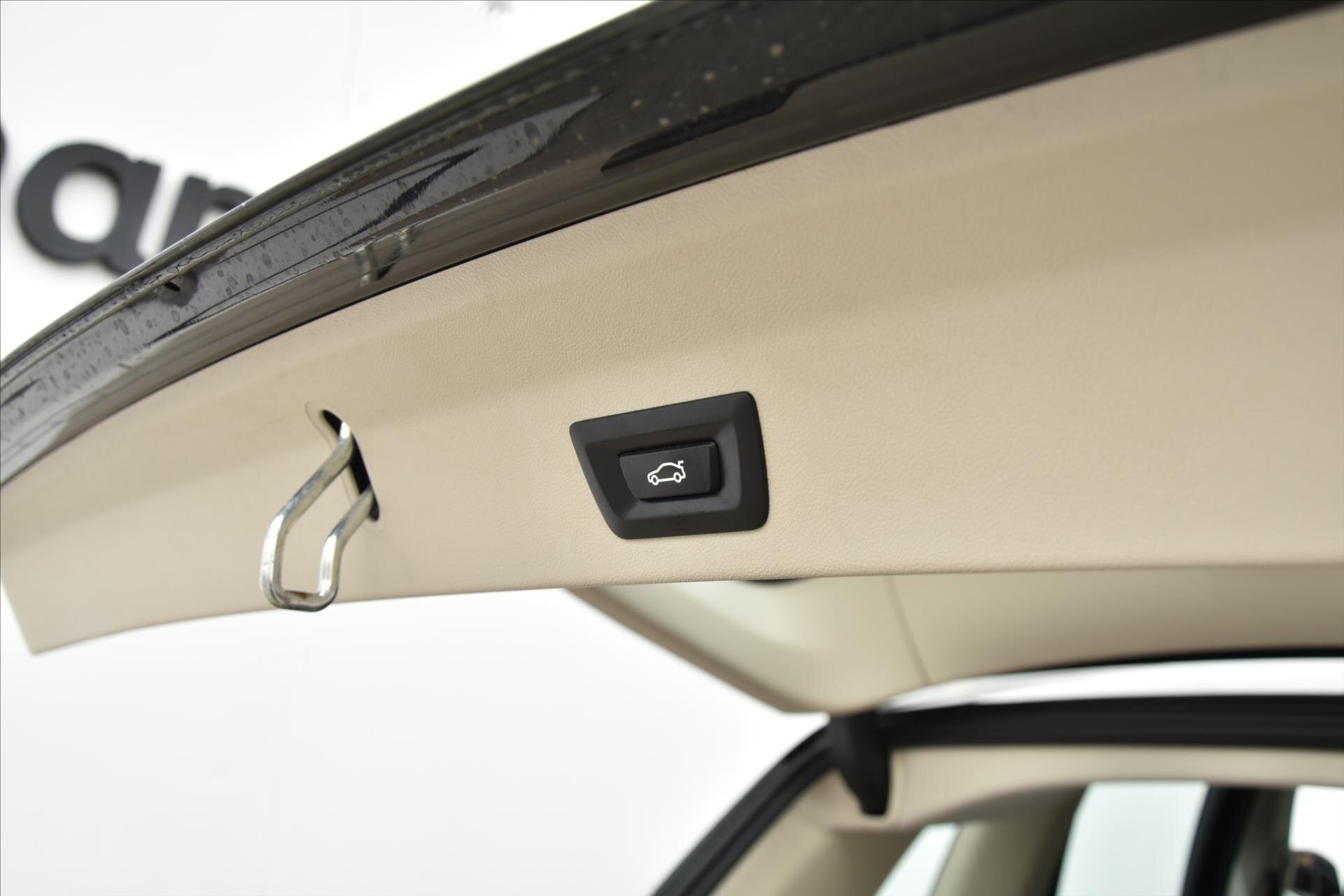 BMW X3 SUV / Terénní 2,0 l 140 kw