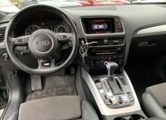 Audi Q5 SUV 2,0 l 140 kw