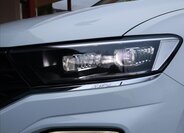 Volkswagen T-Roc CUV / Crossover 1,5 l 110 kw