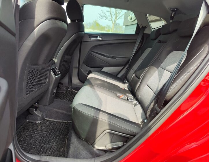 Hyundai Tucson SUV / Terénní 1,6 l 100 kw