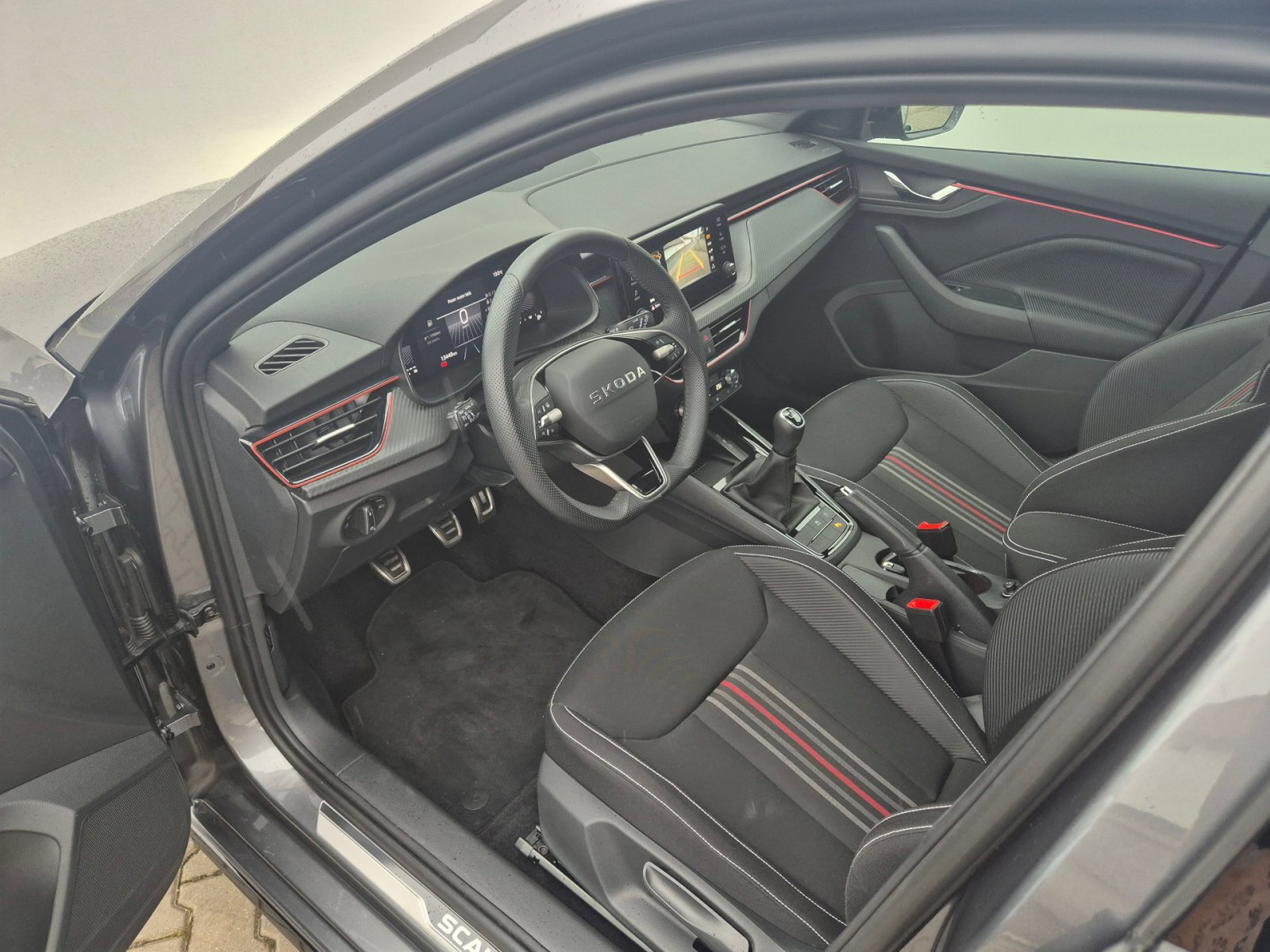 Škoda Scala Hatchback 1,0 l 85 kw