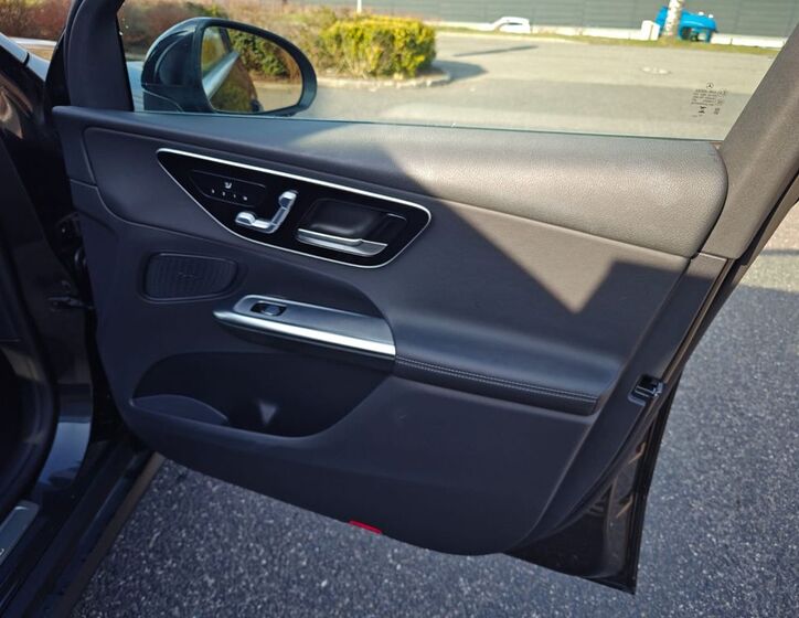 Mercedes-Benz GLC 14