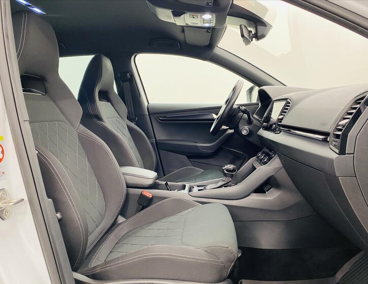 Škoda Karoq SUV / Terénní 1,5 l 110 kw