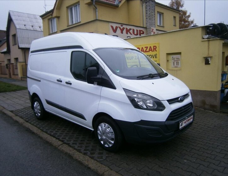 Ford Transit Custom Skříň 2,2 l 74 kw