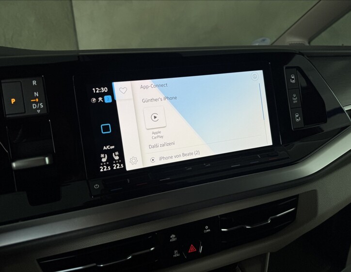 Volkswagen Multivan 38