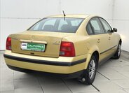 Volkswagen Passat Sedan 1,9 l 81 kw