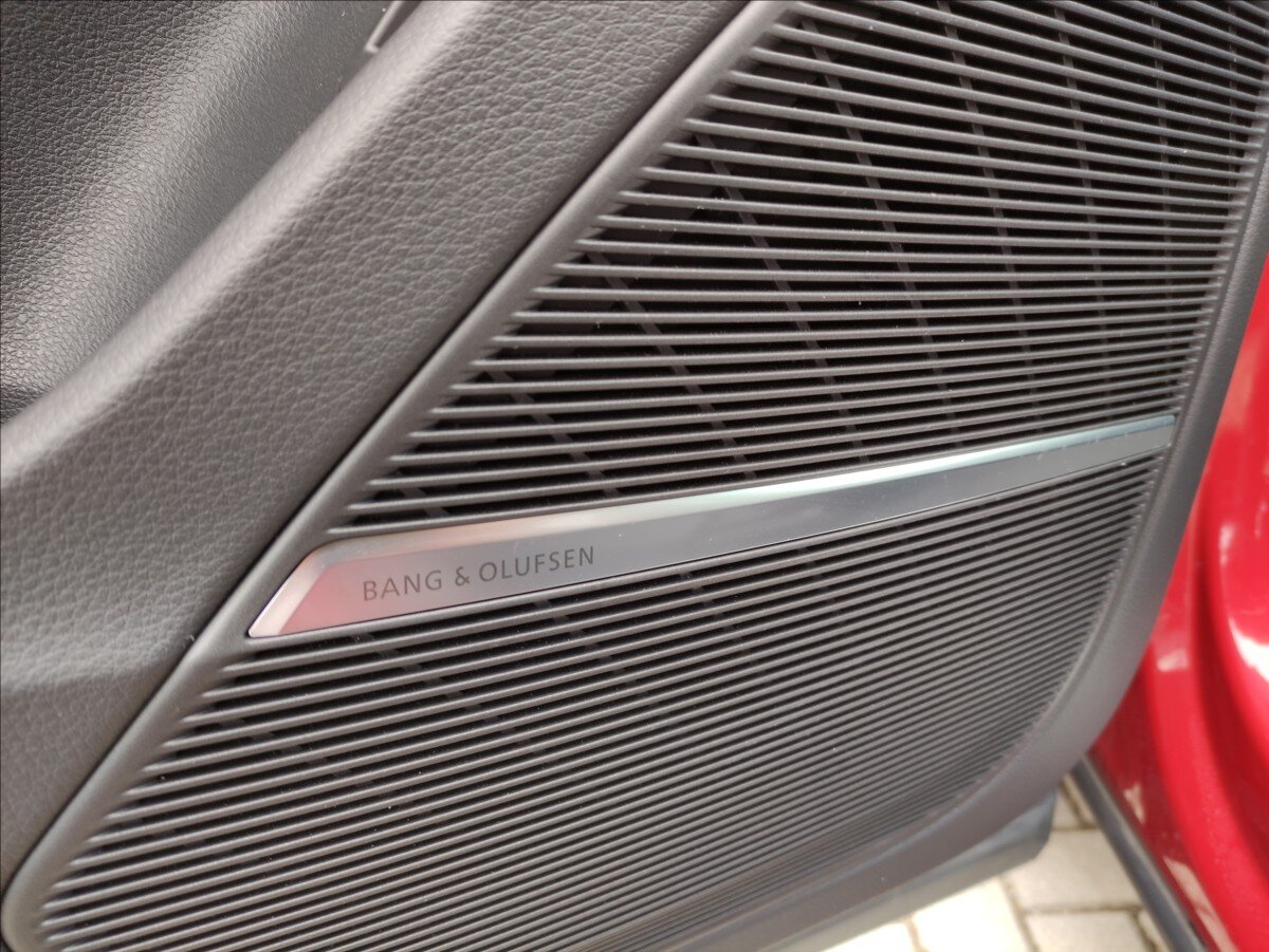 Audi Q8 SUV / Terénní 3,0 l 210 kw