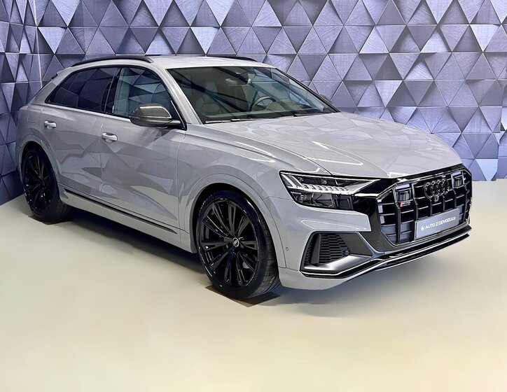 Audi SQ8 SUV / Terénní 4,0 l 373 kw