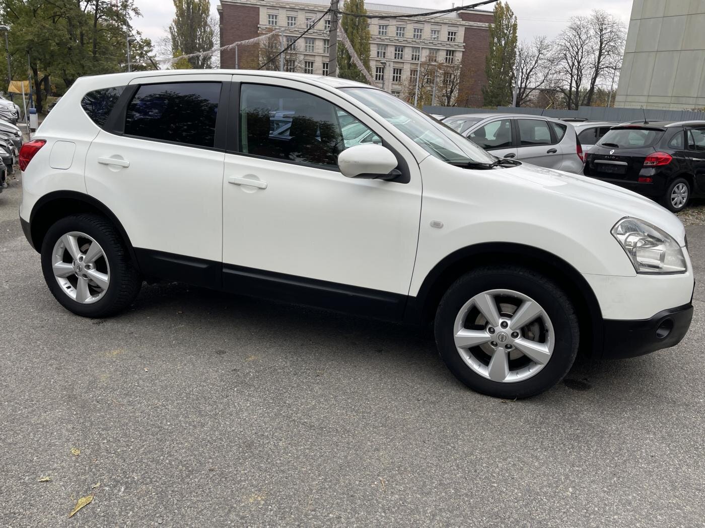 Nissan Qashqai SUV 2,0 l 110 kw